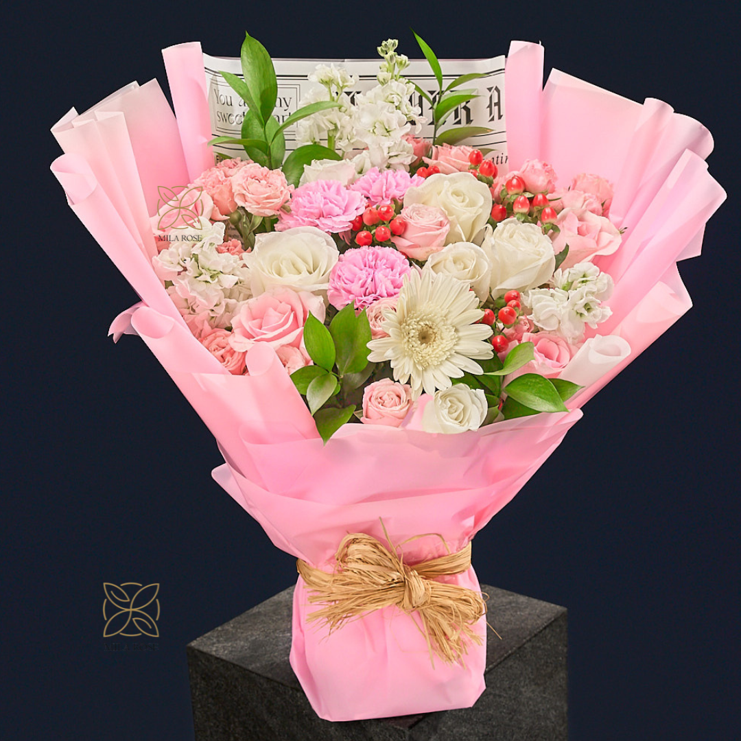 Elegant Pink Bouquet of Roses, Matthiola, Hypericum and Gerbera