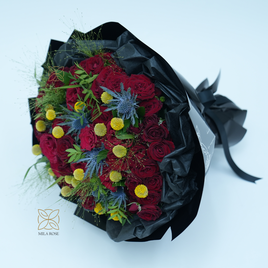 Red love rose bouquet