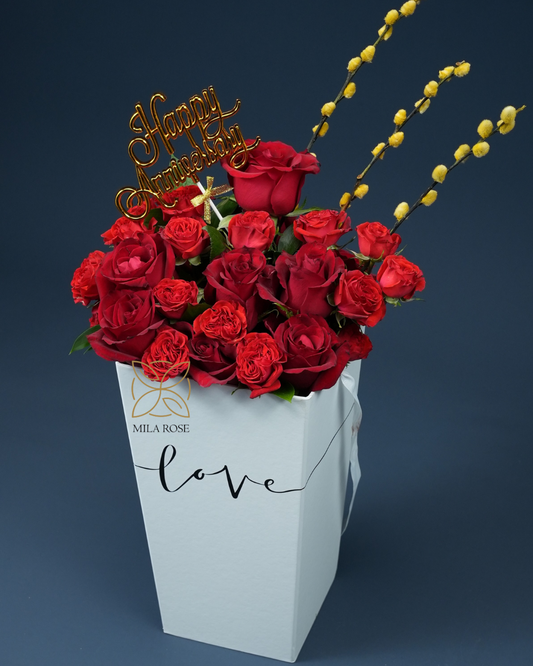 Charm Roses Box | 24 Flowers