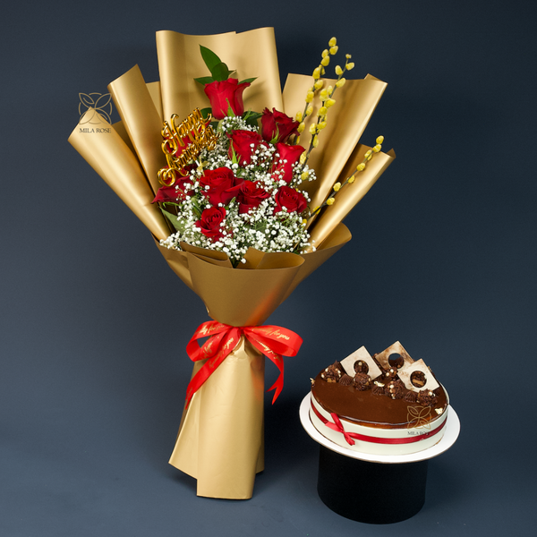 Charming Red Roses Bouquet with Cake | 15 premium Roses
